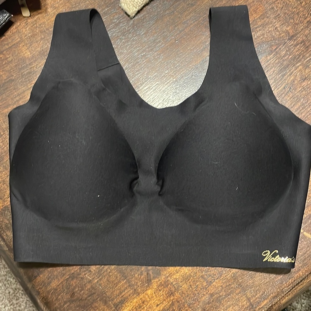 Victoria secret seamless sports bra with padding